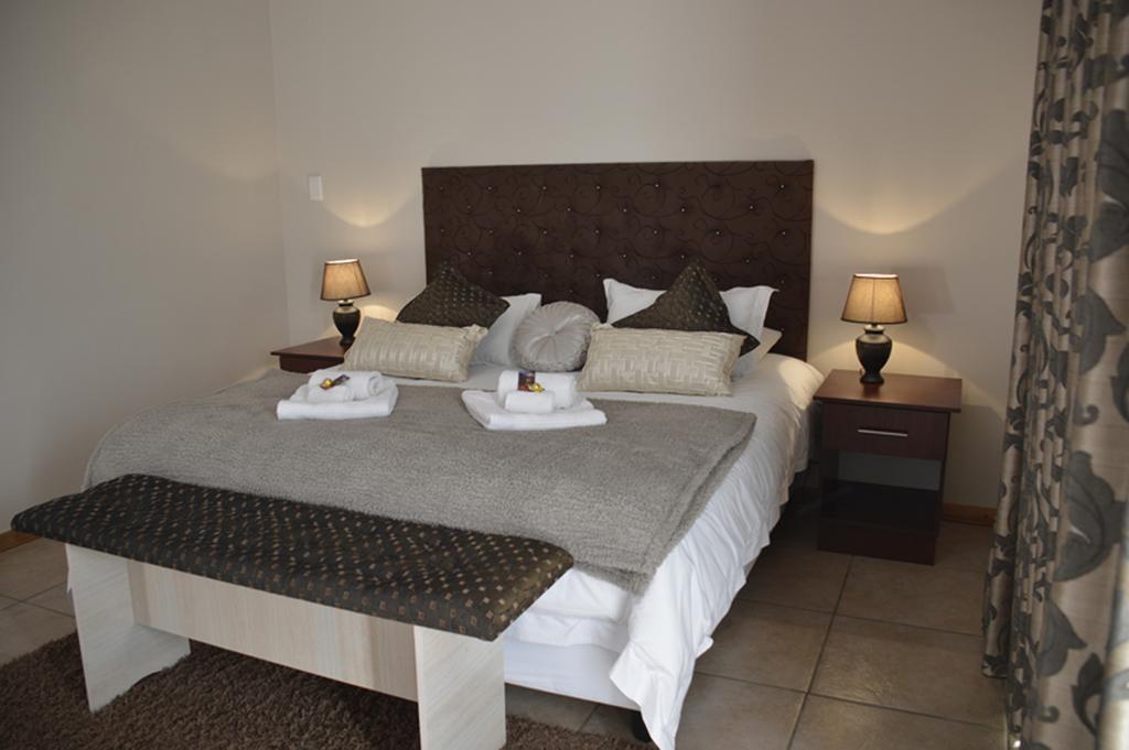 Two Bells Guest House Bloemfontein Oda fotoğraf