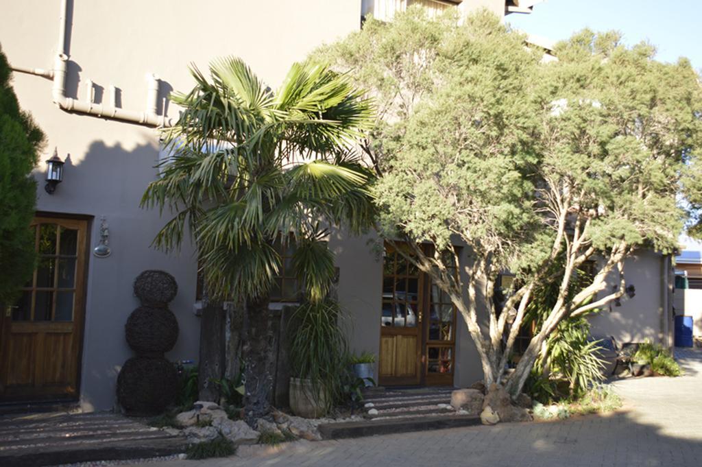 Two Bells Guest House Bloemfontein Dış mekan fotoğraf